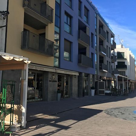 Apartaments El Cine روساس المظهر الخارجي الصورة