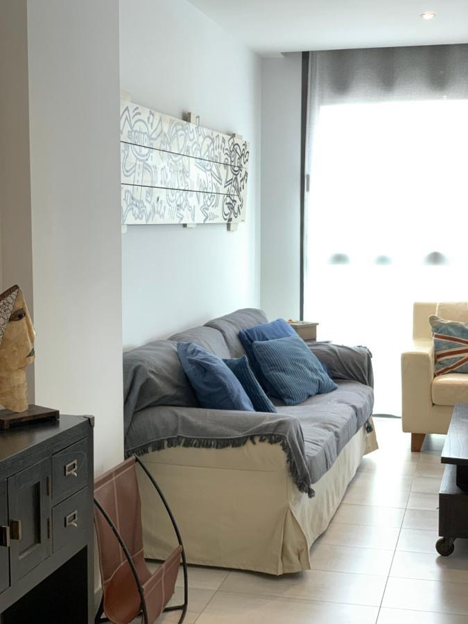 Apartaments El Cine روساس المظهر الخارجي الصورة