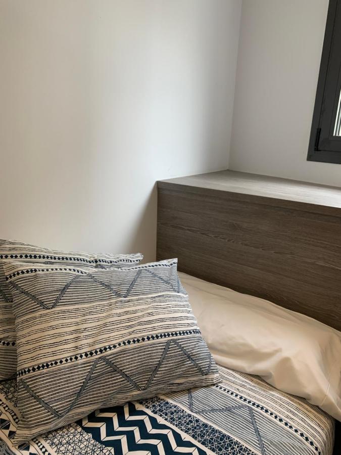 Apartaments El Cine روساس المظهر الخارجي الصورة